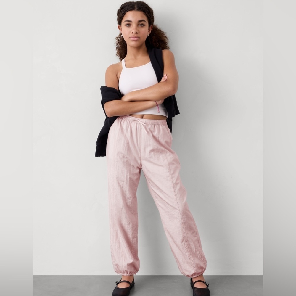 NWT Athleta Girl Daybreak Shell Jogger Size XL/14.